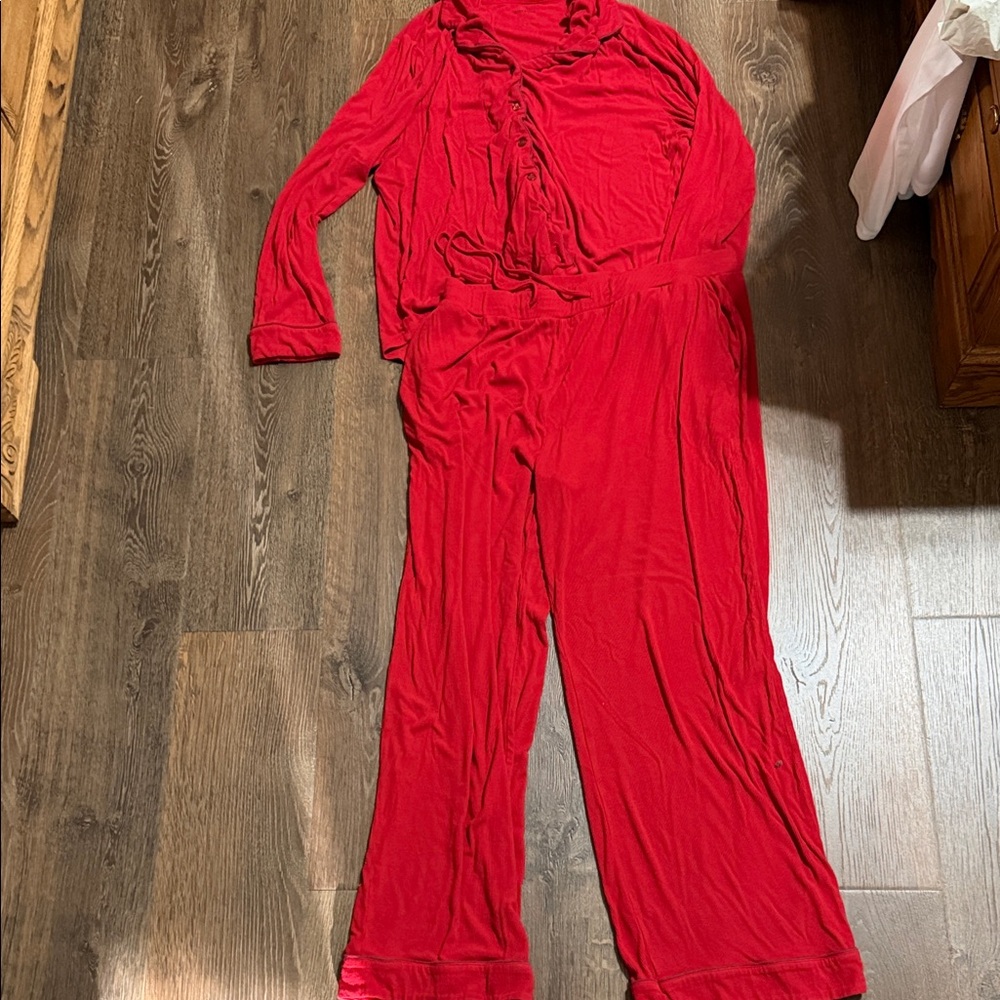 Women’s Red Long Sleeve Pajamas
